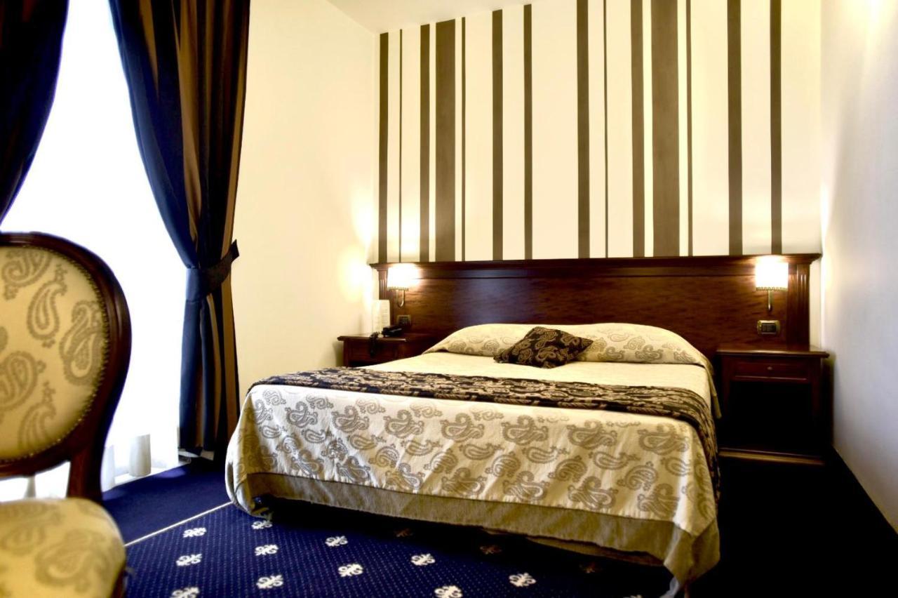 Antica Stazione Hotell Chiaramonte Gulfi Exteriör bild