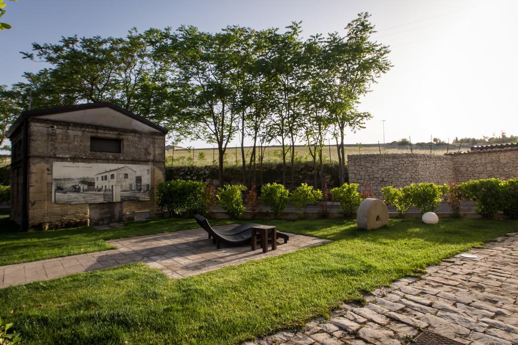 Antica Stazione Hotell Chiaramonte Gulfi Exteriör bild