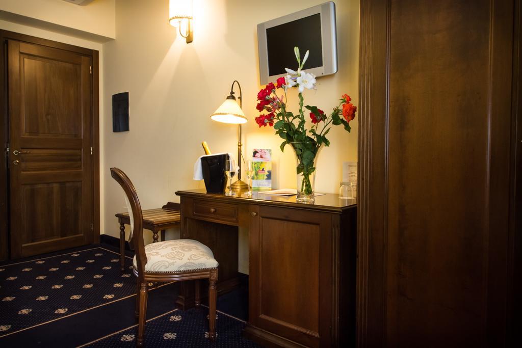 Antica Stazione Hotell Chiaramonte Gulfi Rum bild