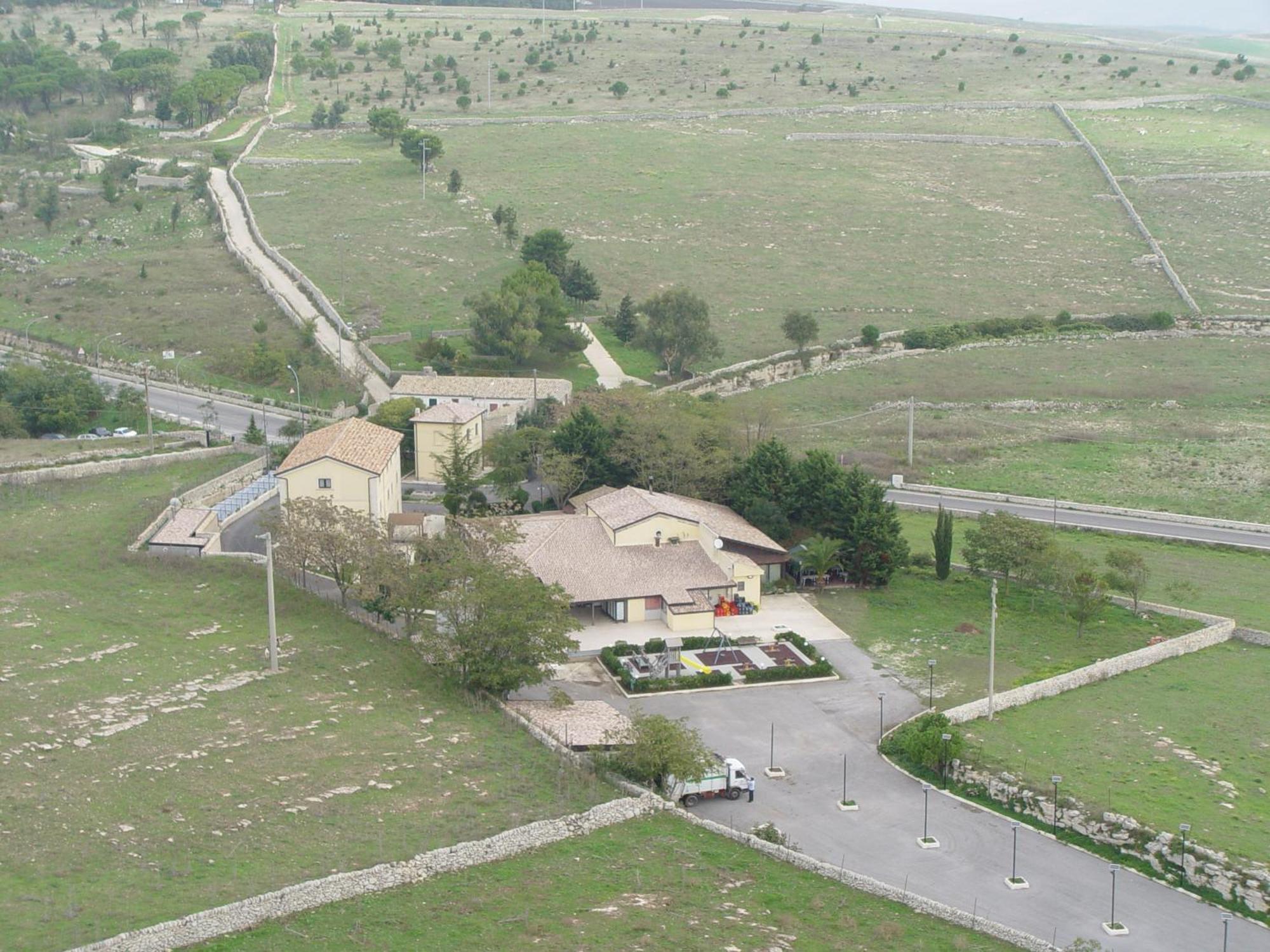 Antica Stazione Hotell Chiaramonte Gulfi Exteriör bild