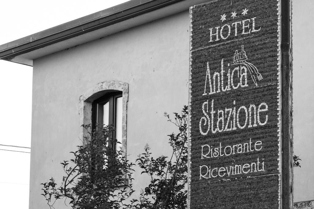 Antica Stazione Hotell Chiaramonte Gulfi Exteriör bild