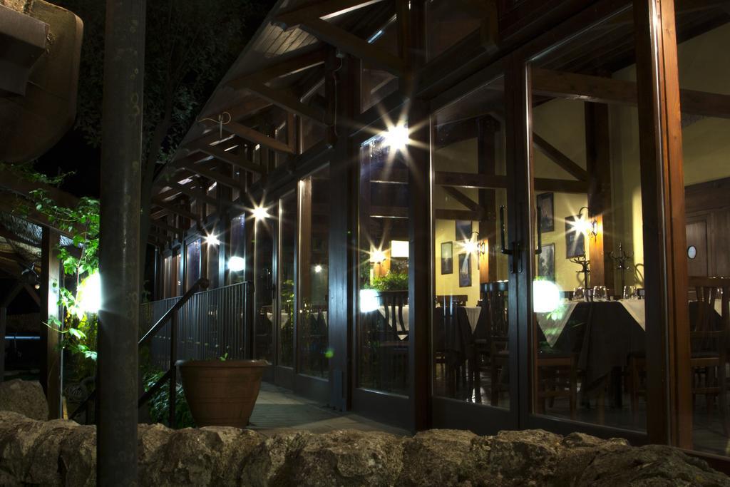 Antica Stazione Hotell Chiaramonte Gulfi Exteriör bild