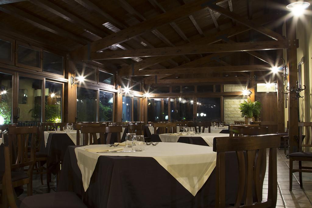 Antica Stazione Hotell Chiaramonte Gulfi Exteriör bild